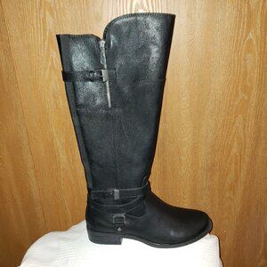 New G by Guess boots